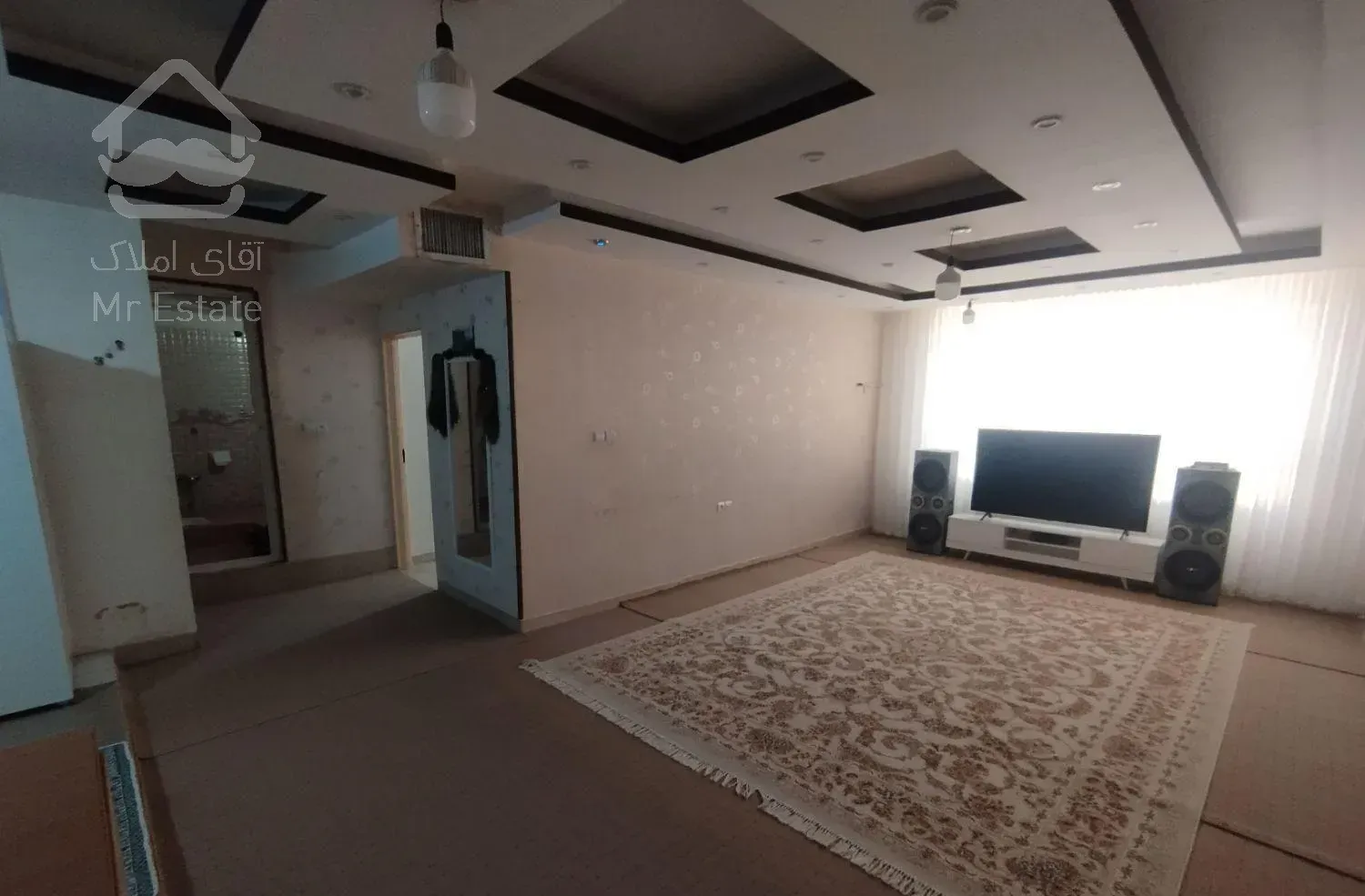 آپارتمان 101 متری مصلی