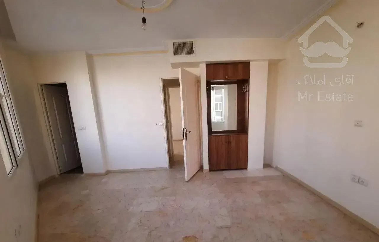 ۸۵متری/اقبال پور/طبقه سوم