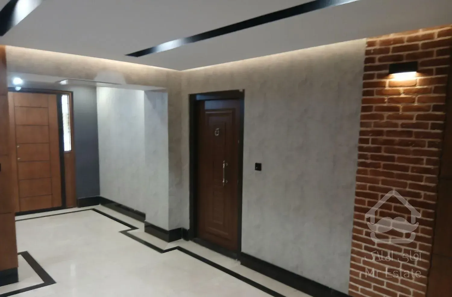 آپارتمان در شهرک آپادانا