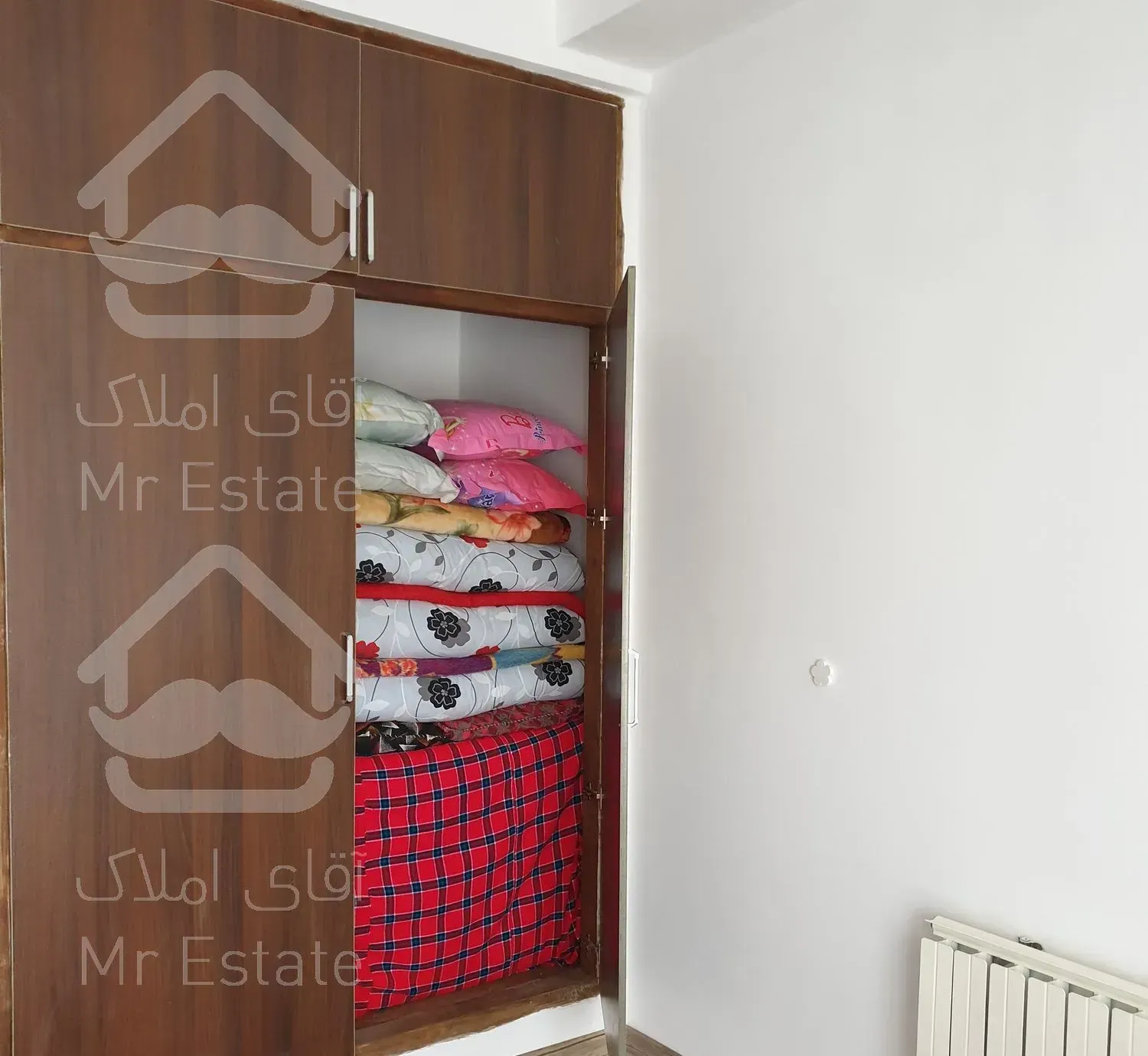 آپارتمان 102 متری،دو خواب،طبقه 4، انتهای آفتاب 60