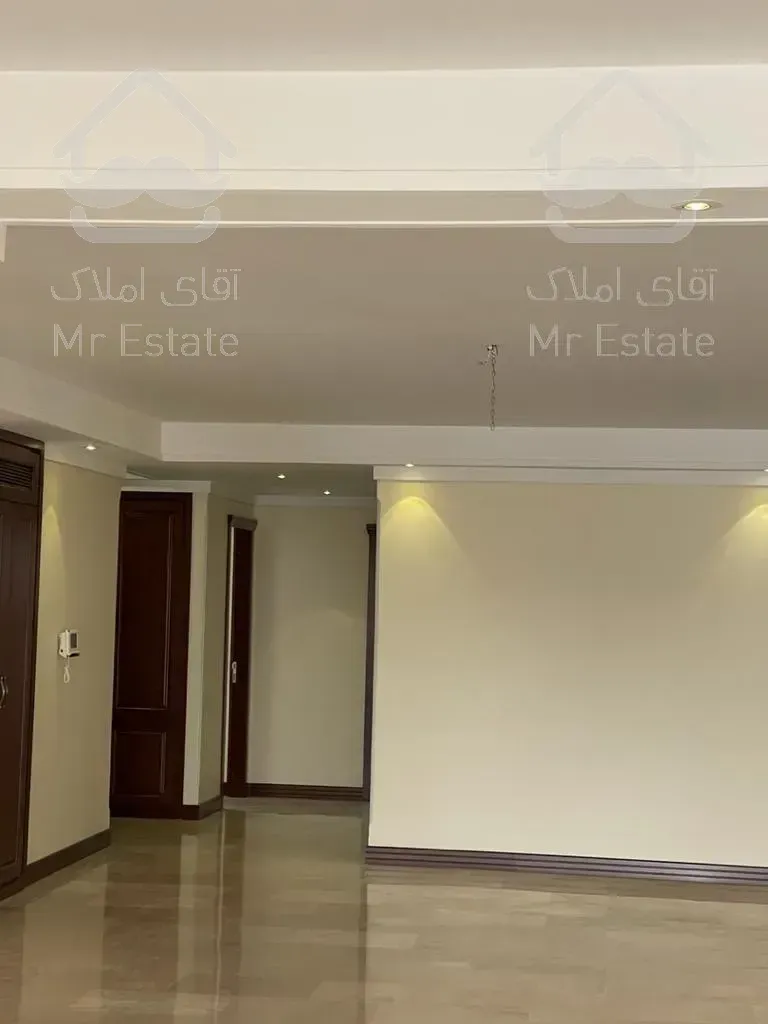 اجاره و رهن آپارتمان زعفرانیه 180  متر شیک