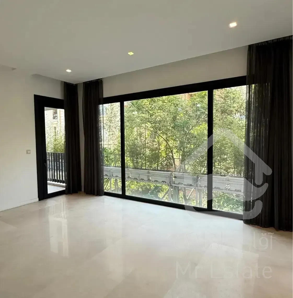 ۲۶۰متر/مدرن/تراس کاربردی