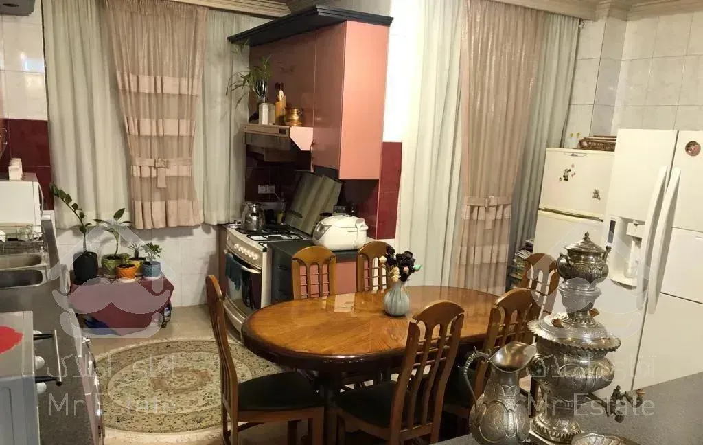 اپارتمان ١٠٠ متر فول امکانات الاله شرقی