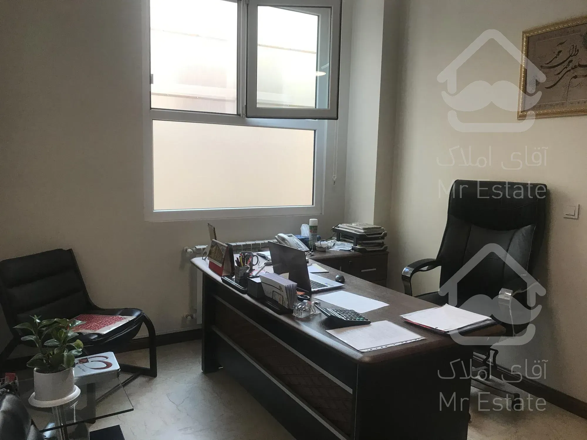 160متر رهن و اجاره رو به خيابان جنت آباد