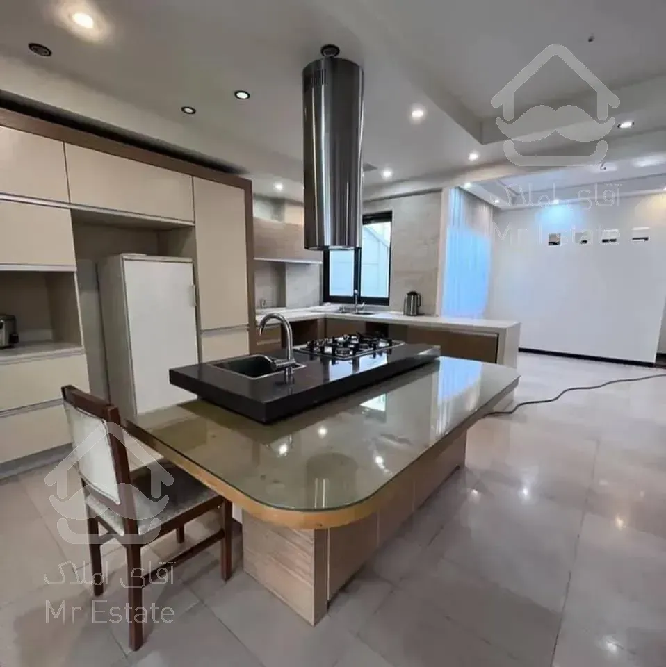 باغ فردوس 225متر3خواب1مستر