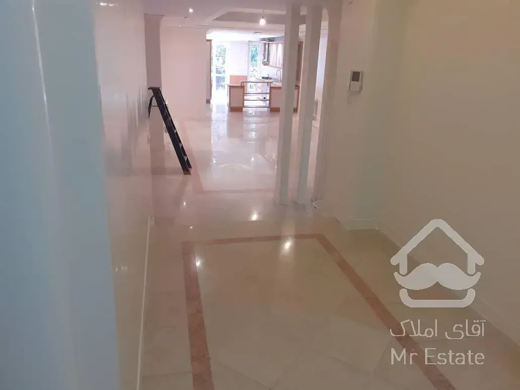 اجاره و رهن آپارتمان محمودیه 130  متر لوکس