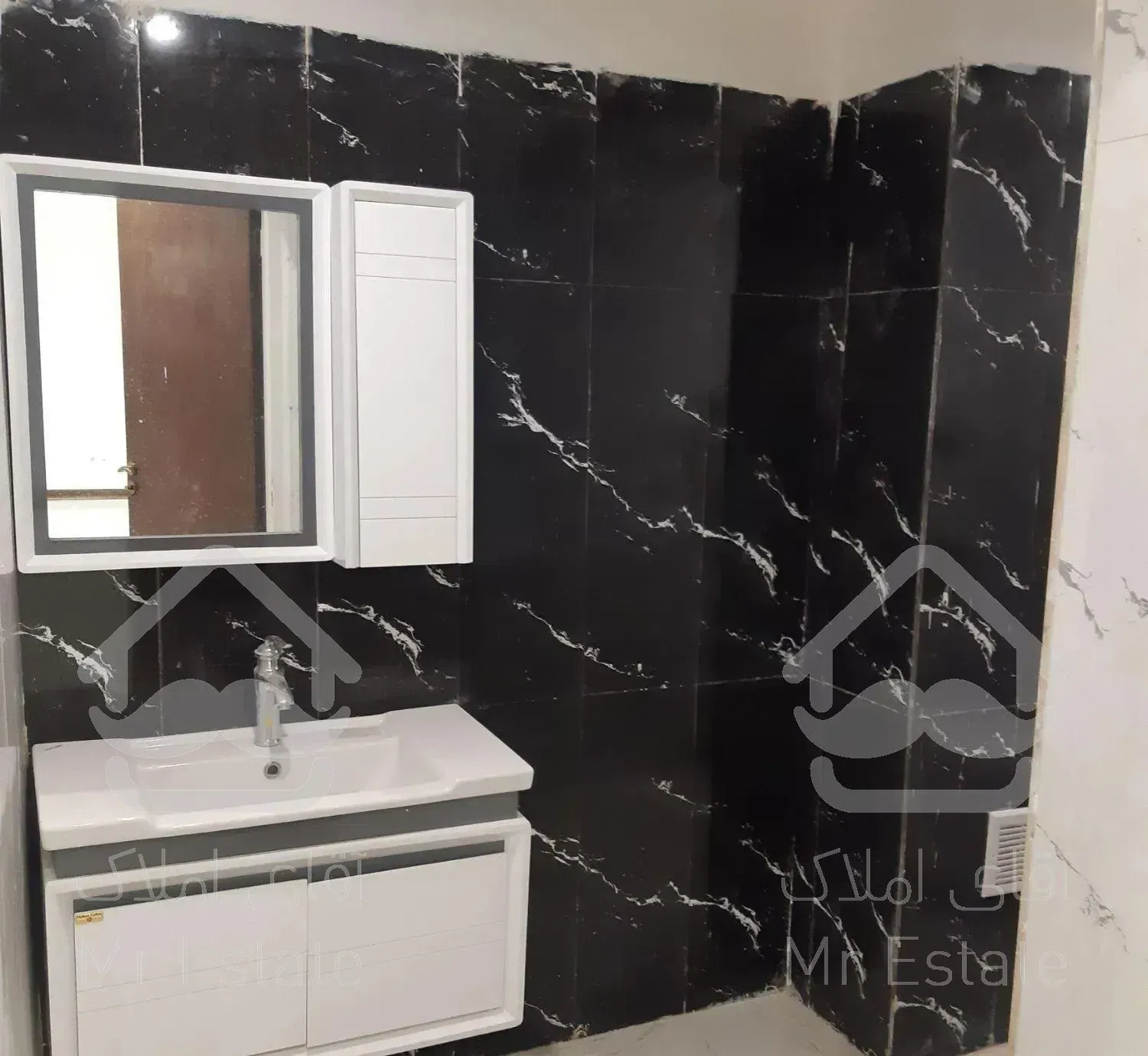 ۱۸۰ متر/نوساز/ پاسداران/پروژه رزیدنتال رونیکاپالاس