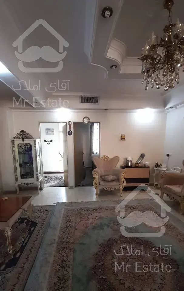 آپارتمان ۷۰ متری ۲ خواب  تمیز. نما سنگ