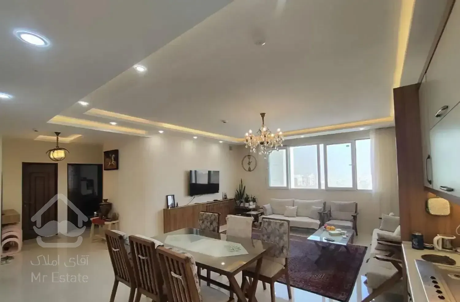 ویوابدی/95متر/دلاوران6فول/نوسازمناسب جهیزیه/شیک