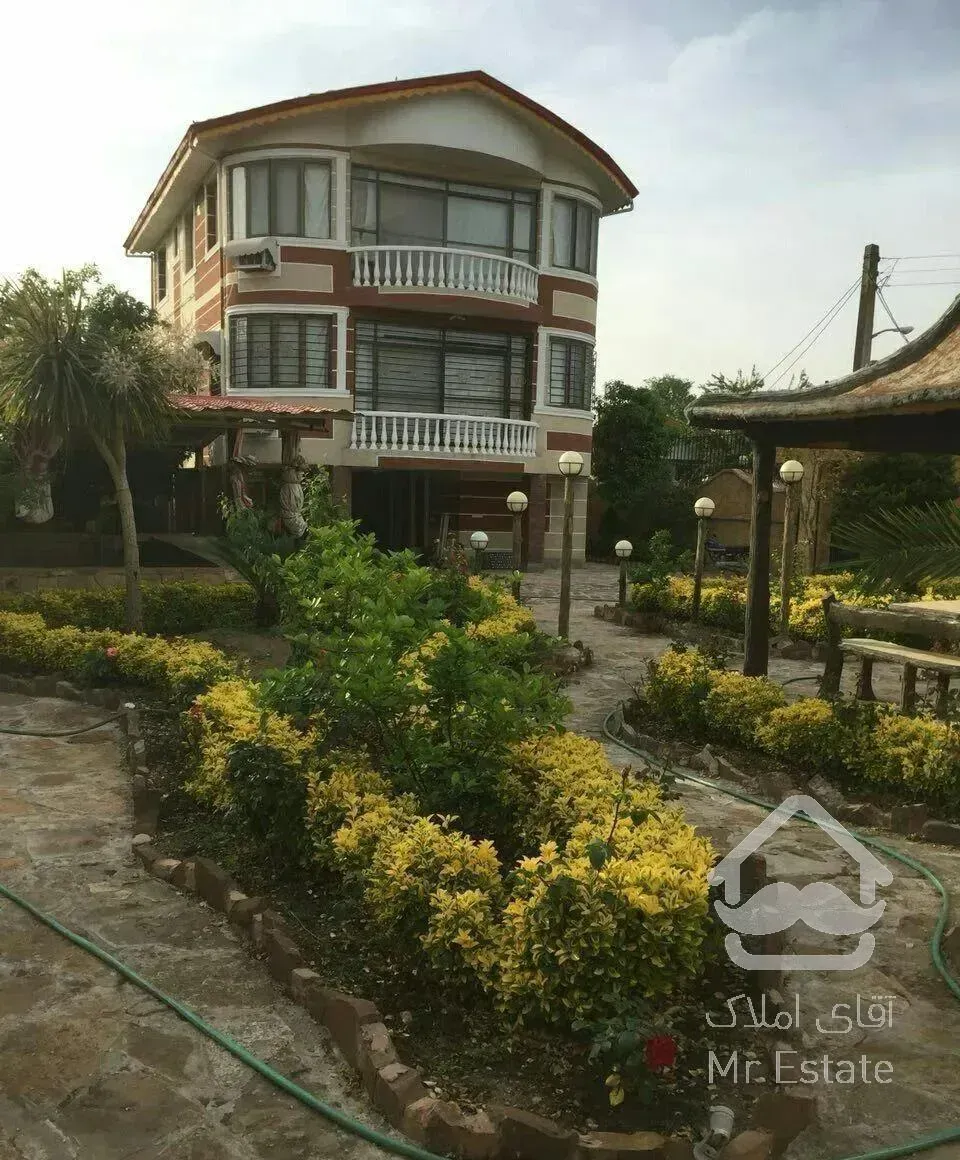 ویلای 800 متری سند دار استخردار در مرکز شهرلشت نشا