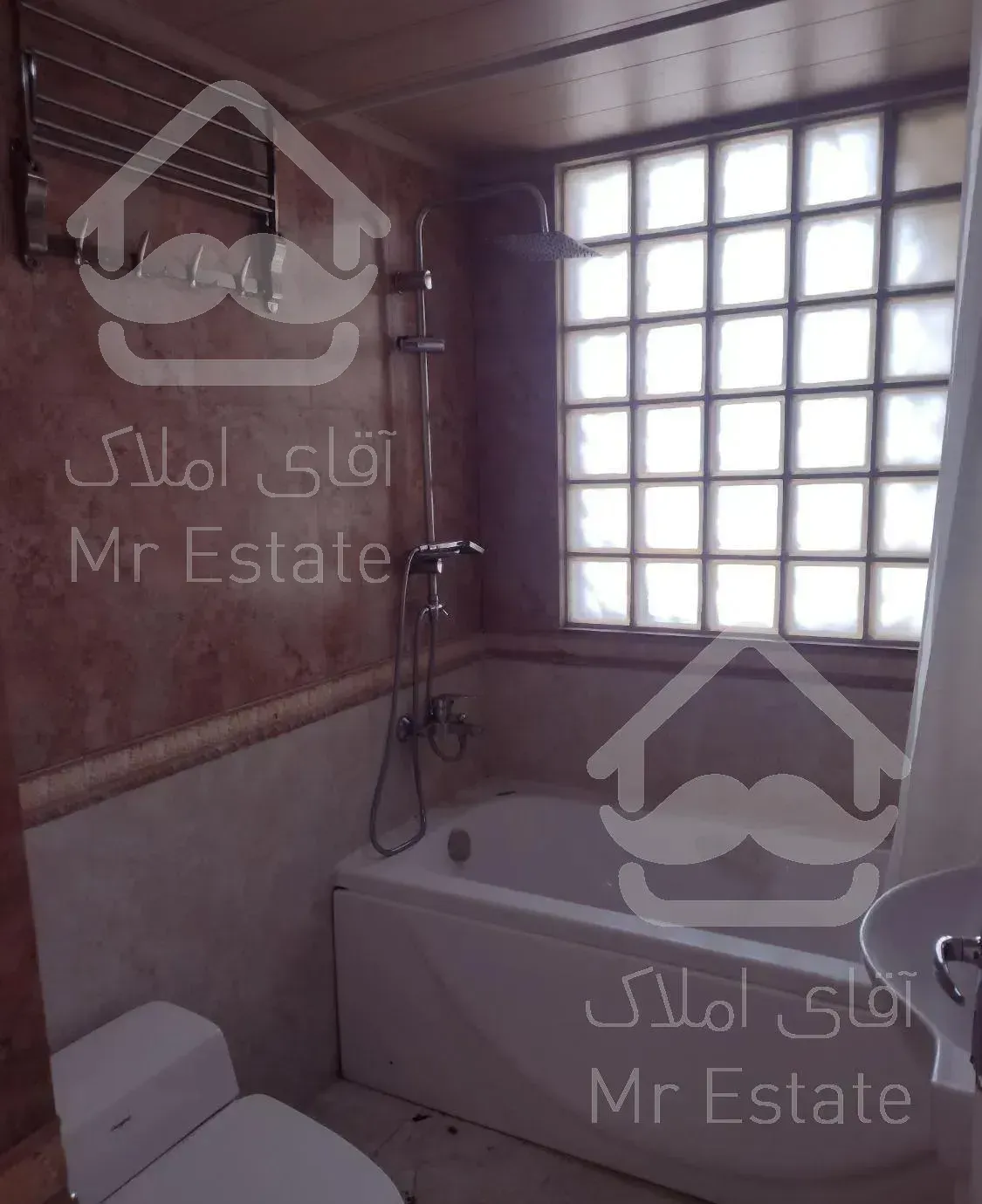 آپارتمان ۱۸۳متر ۳ خواب فول متریال