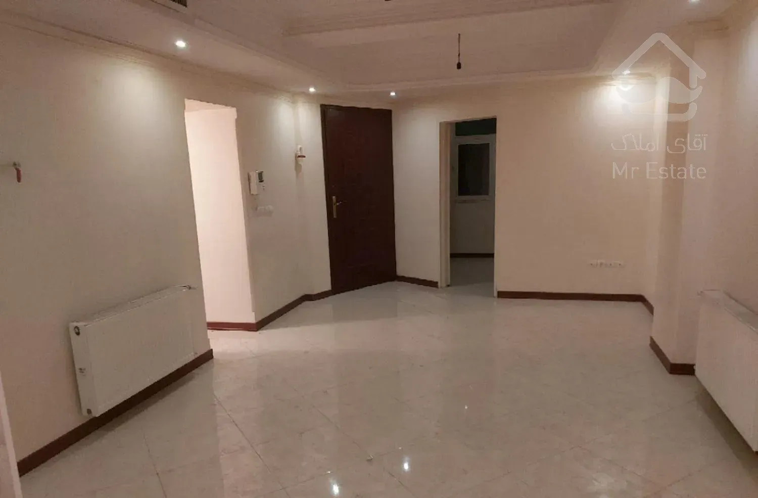 ۶۲ متری / دو خواب /خ استخر