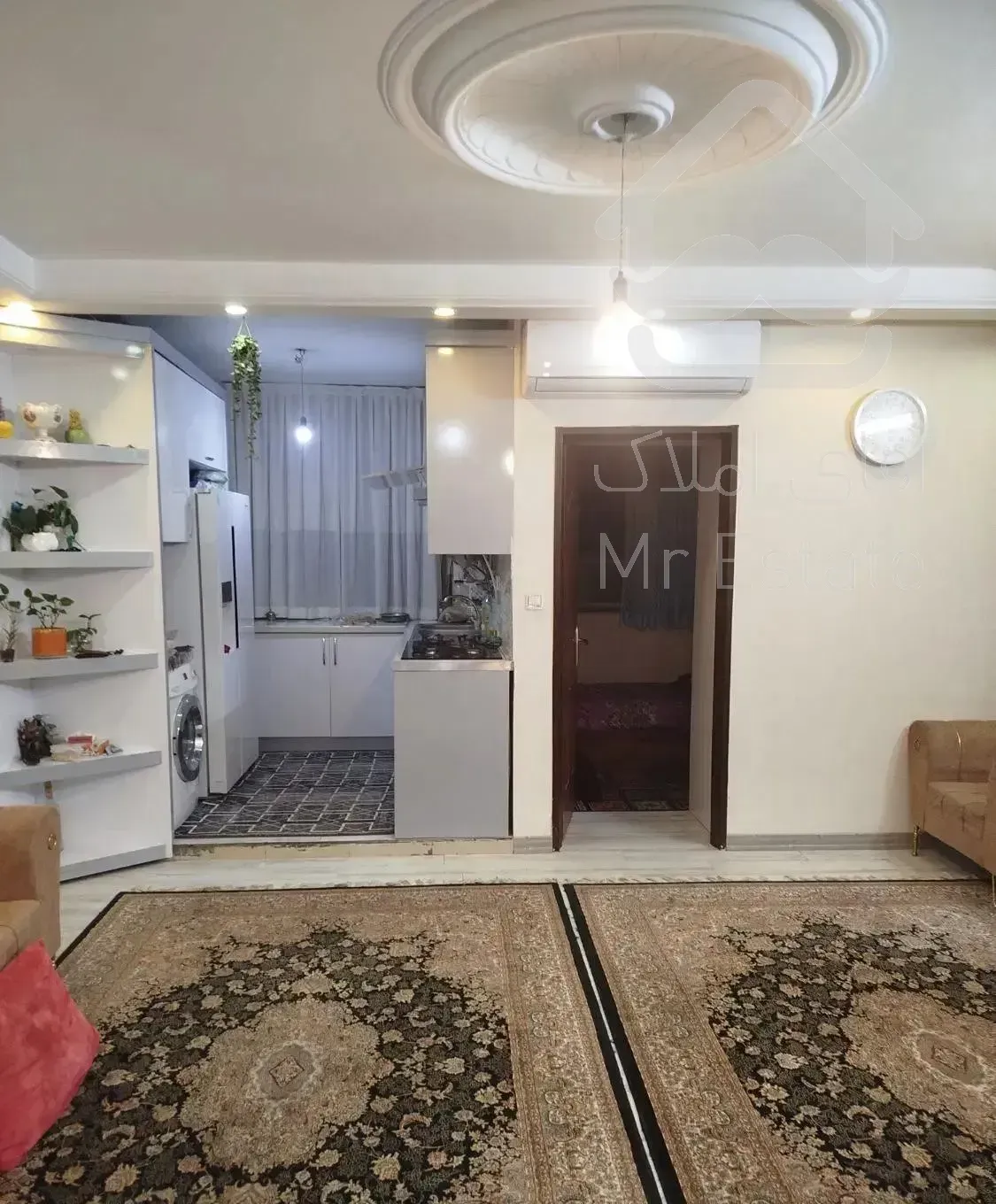 آپارتمان دوخواب پارکینگ وآسانسور طبقه۲ اوایل مفتح