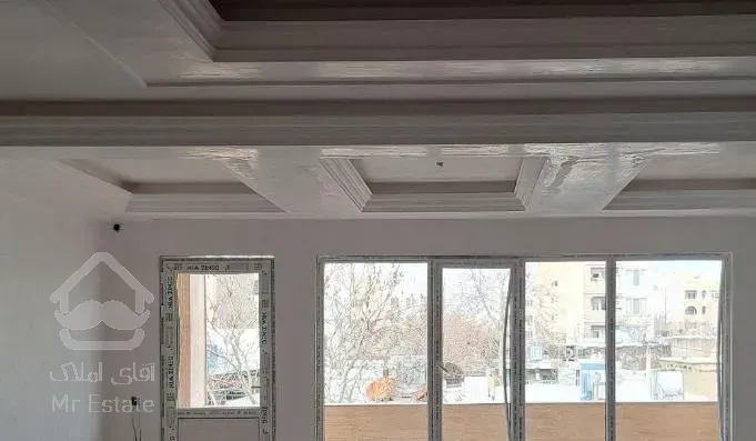 آپارتمان/۱۴۵متر/کلیدنخورده/آراسته‌/زیر ۱۶متری