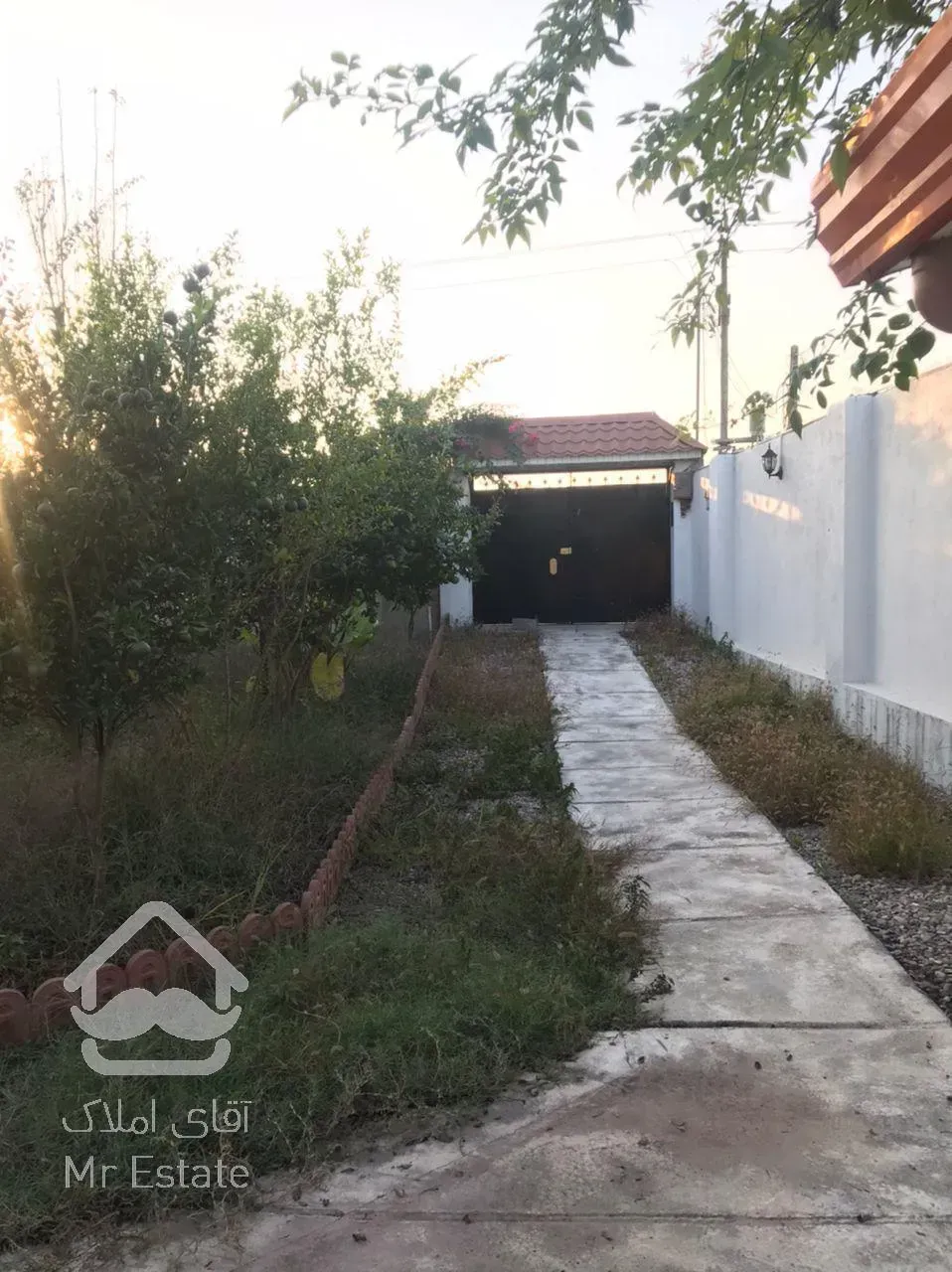 فروش ویلا باغ ۴۰۰ متری بر تجاری جاده سرخرود
