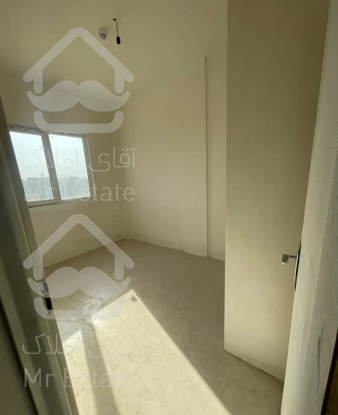 اپارتمان نوساز ۹۳ متری، دوخوابه