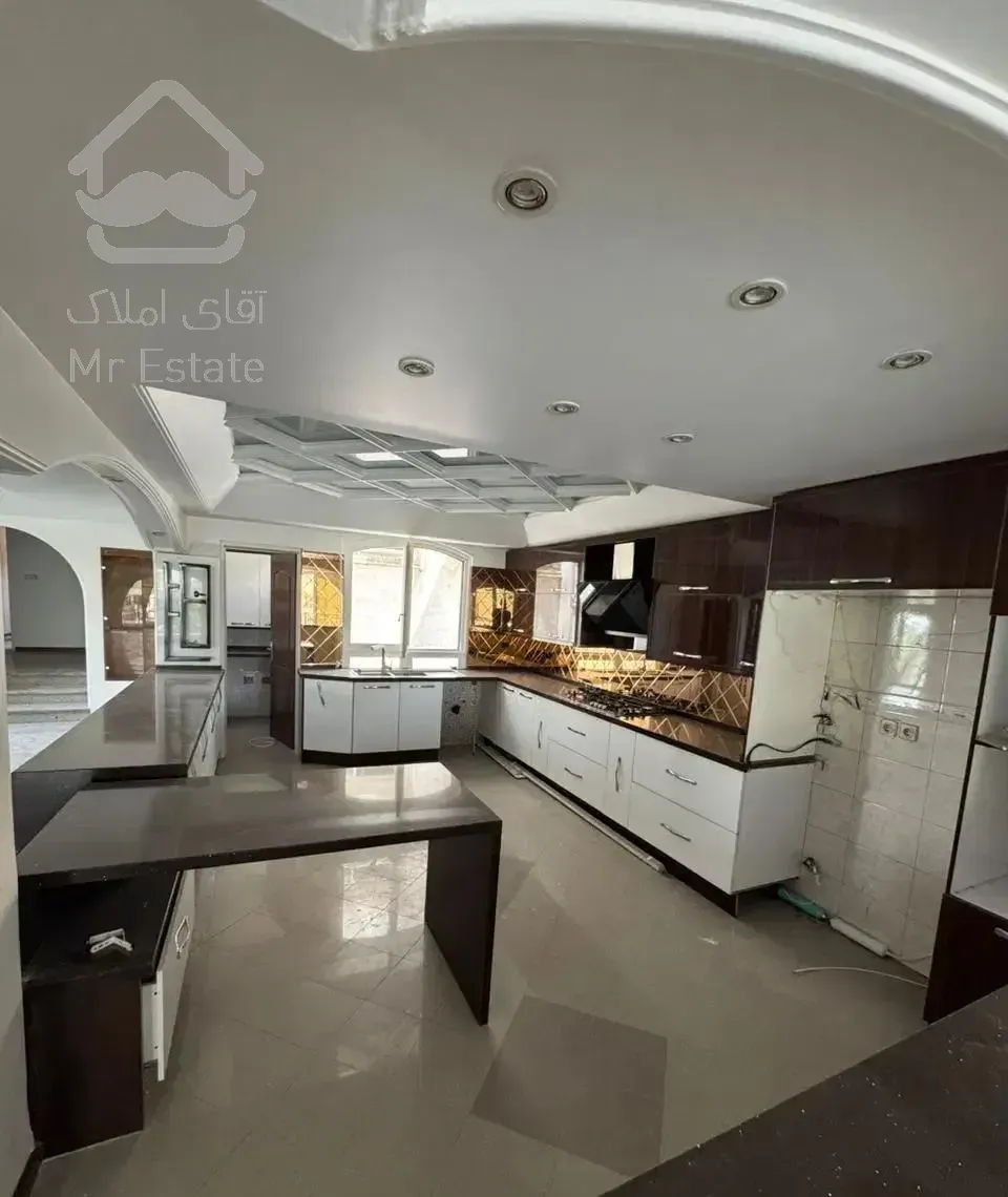 270 متر / 4 خواب / دروس