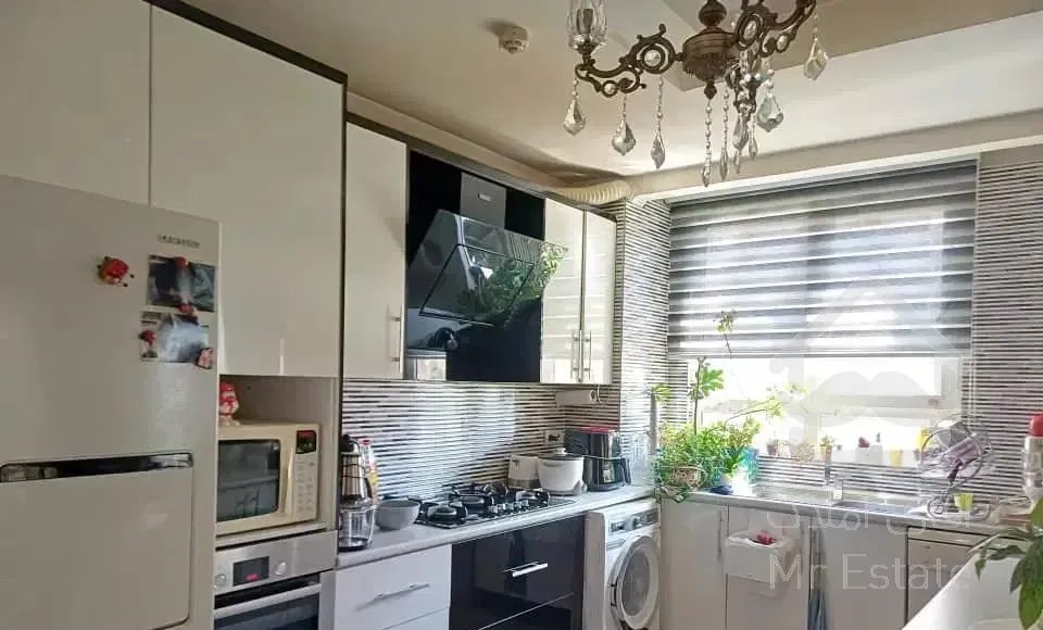 ۱۴۹متری در برج ازگل