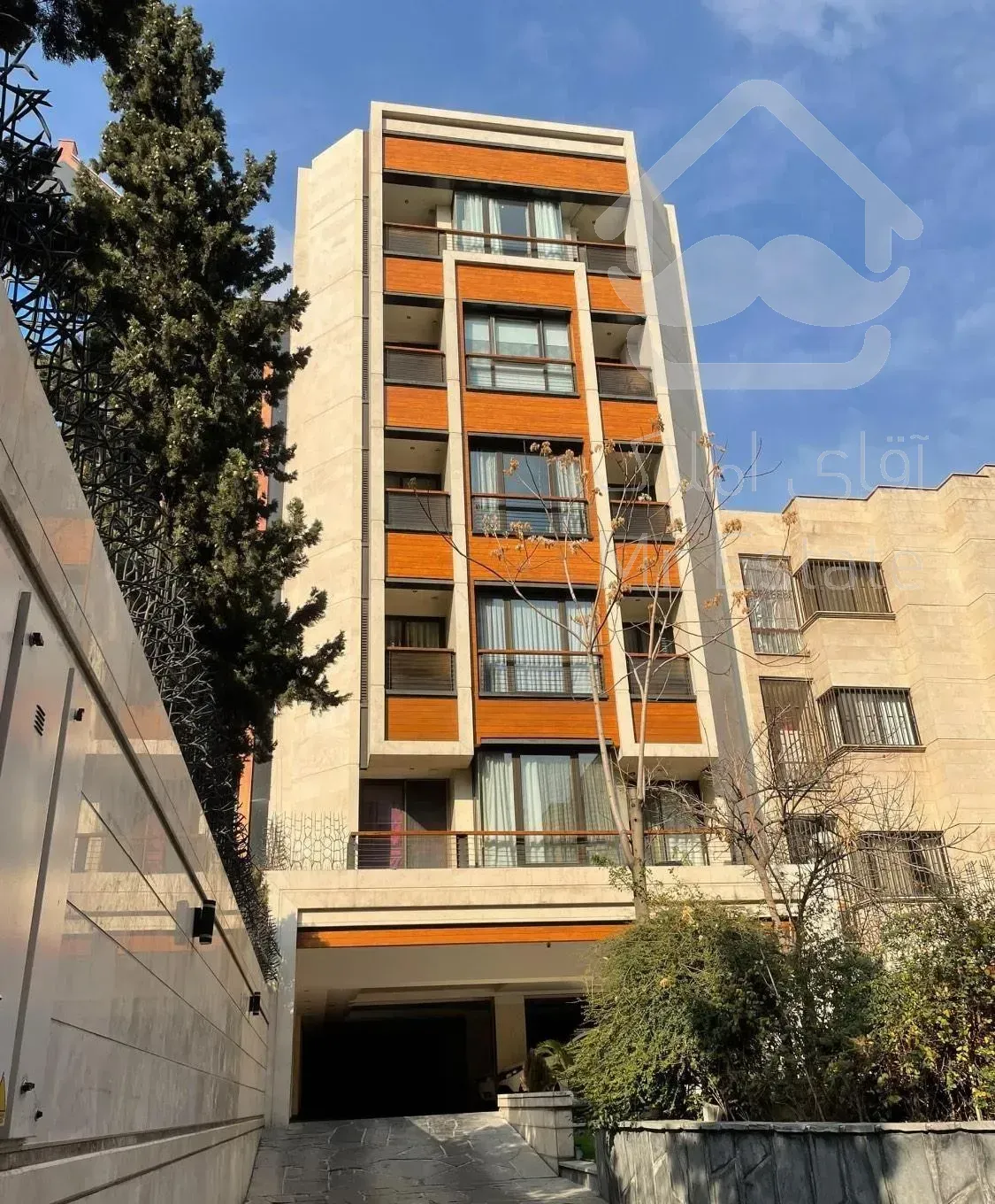 ۱۳۰ متر ۲ خواب سعادت آباد فول علامه شمال