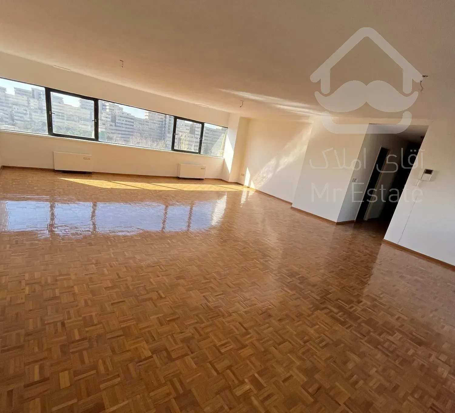 فروش چهار خواب بالکندار فاز یک