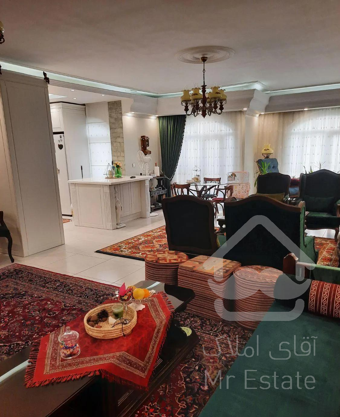 آپارتمان ۱۳۲ متر تک واحد