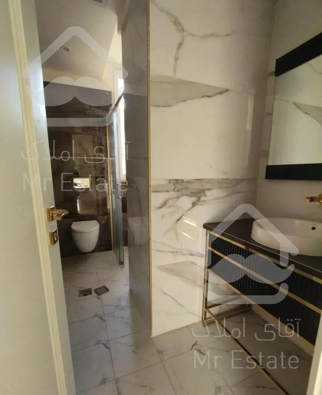 دربند ۱۶۰ متر ویو تهران غرق در نور