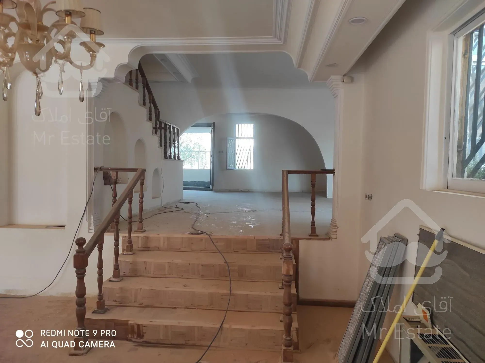 ۸۰۰ متر/ ویلایی دربست/ شهرک غرب