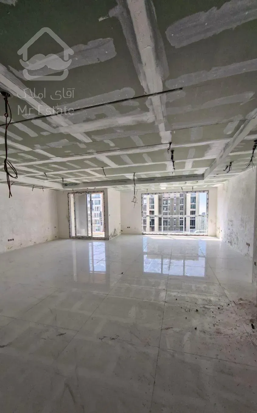 آپارتمان ۱۵۰ متری ۳ خوابه شهرک کریم آباد برند