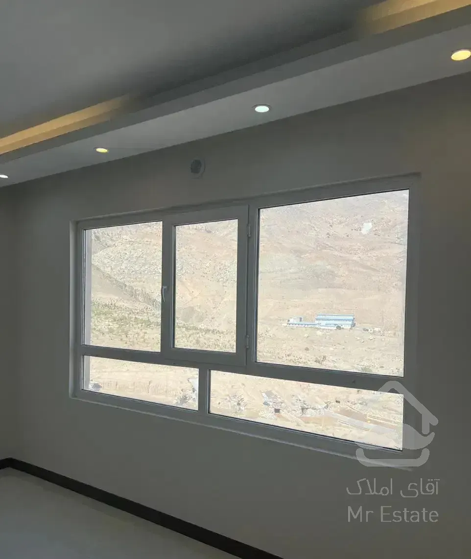 ۱۵۰ متر کلید نخورده، ۳خواب،ویو دریاچه، مهسان،چیتگر