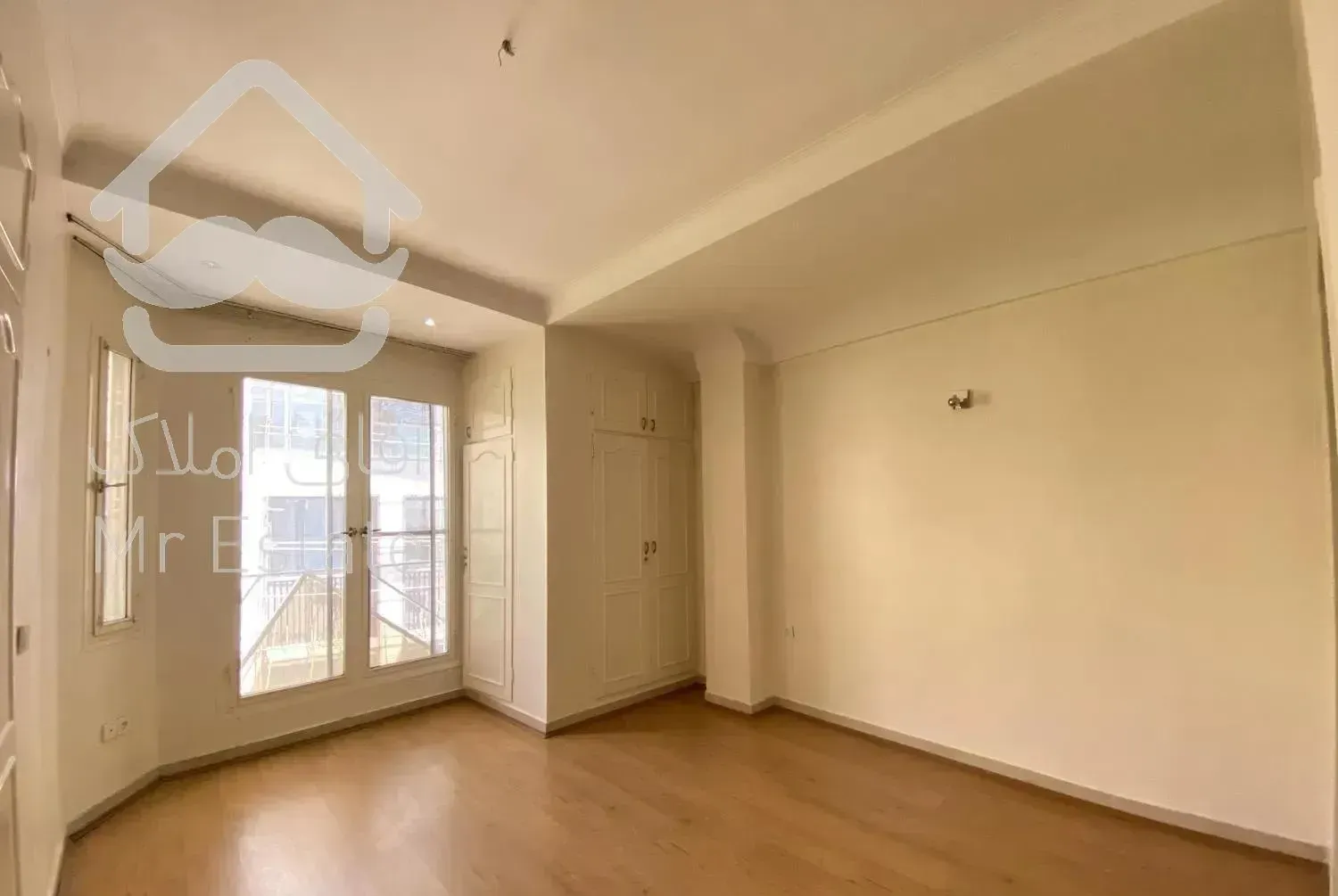 آپارتمان ۱۷۰ متری زعفرانیه