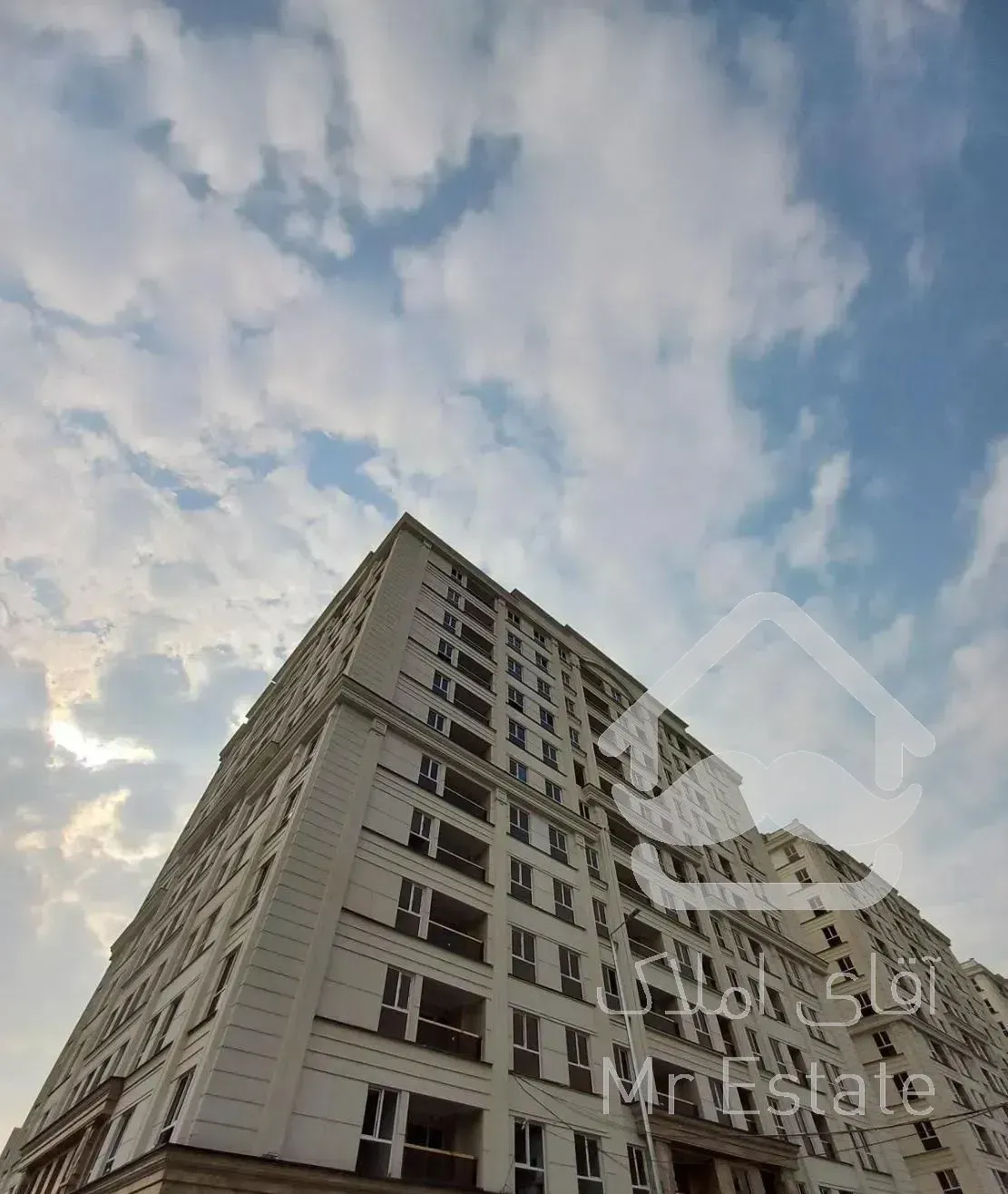 ۱۱۰ متر دو خوابه/مناسب سرمایه‌گذاری/پاسداران