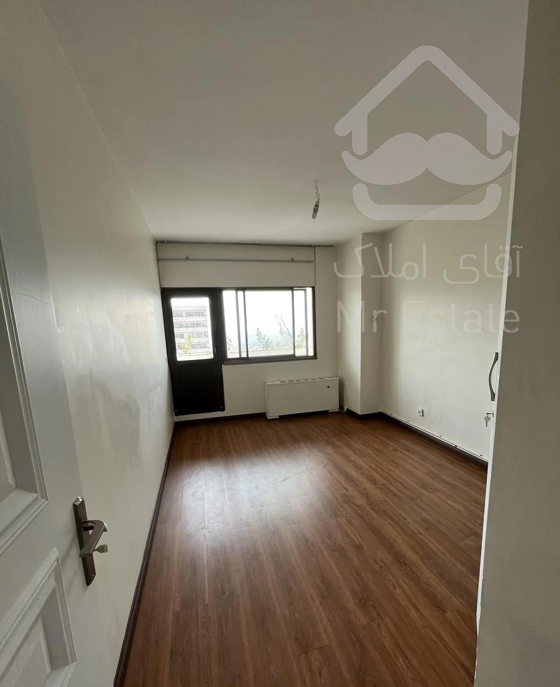 اپارتمان ۱۳۵ متری ۲ خوابه در شهرک امید (قنات کوثر)