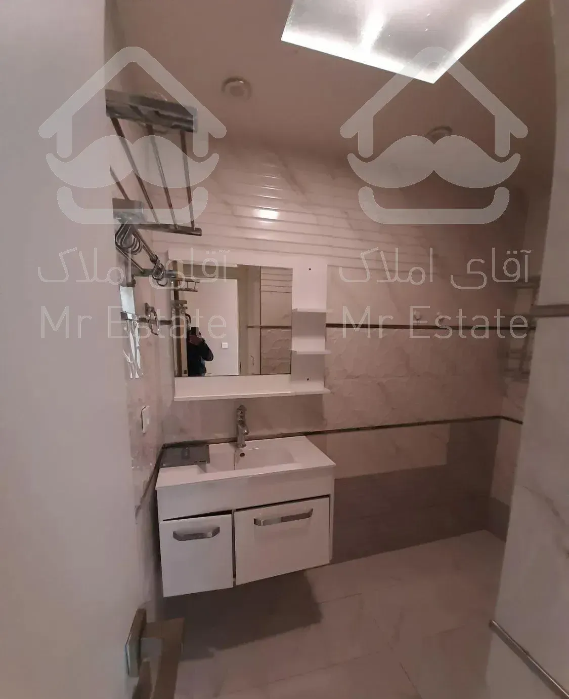 تکواحدی 45 متر اندرزگو کامرانیه جنوبی چیذر