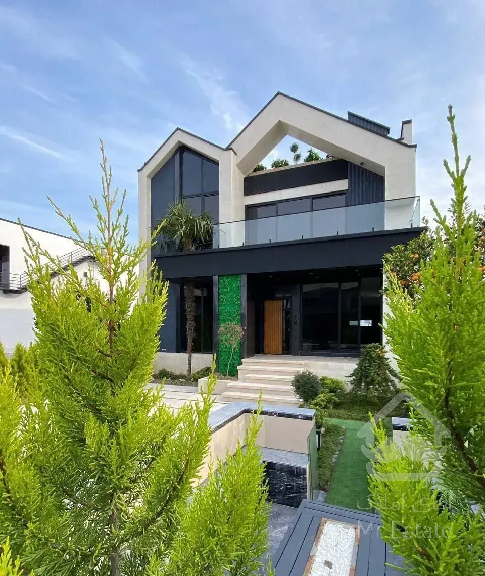 ویلامدرن دارای استخرجکوزی سوناخشک پلاک۱جنگل