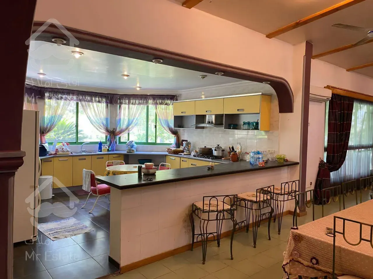 ویلا داخل شهرک در رویان