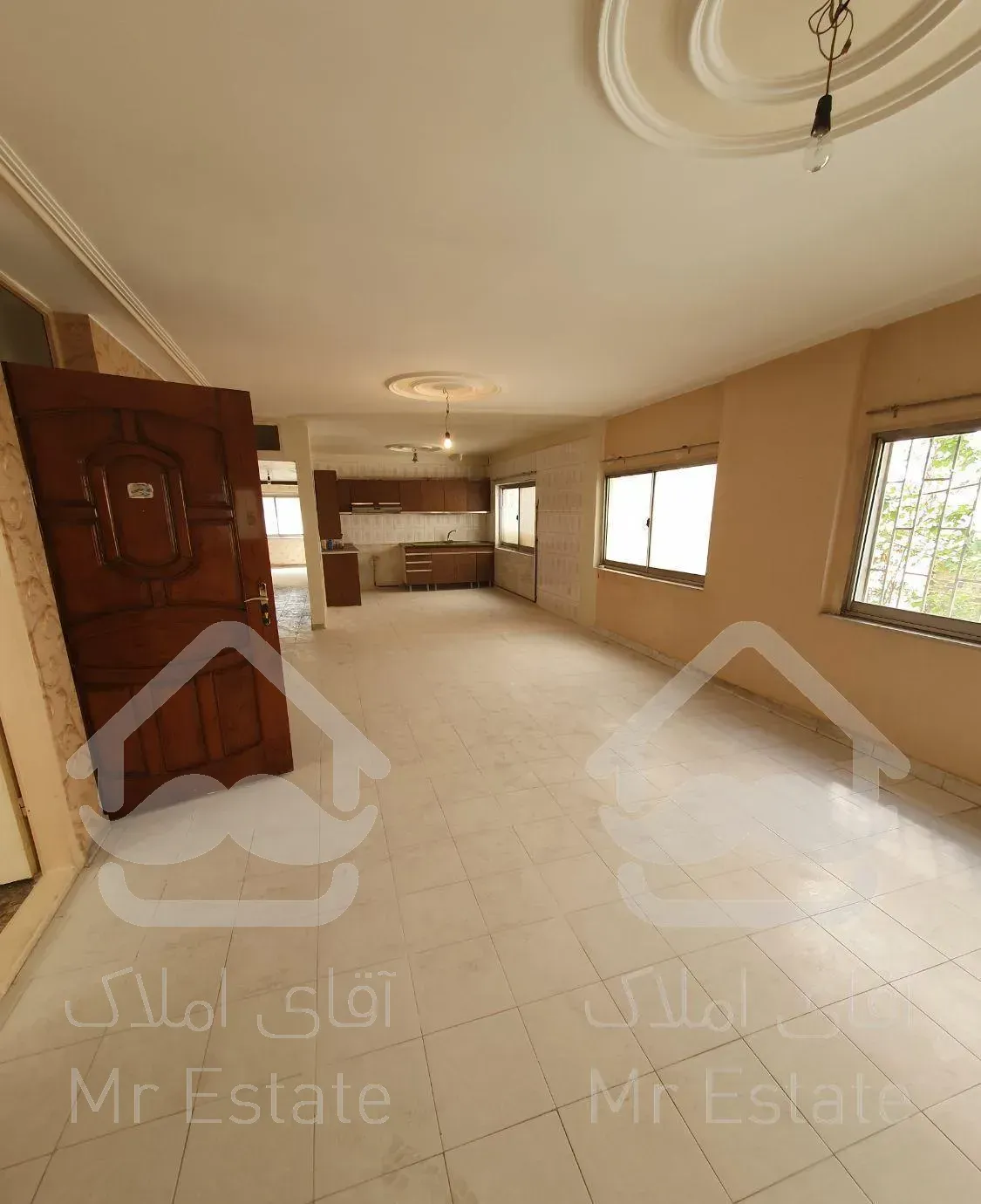 ۱۳۰ متر استاد معین /میرقاسمی/۳ خواب/ فول امکانات