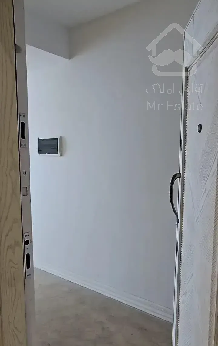 فروش‌ ۱۷۰ متری کلید نخورده تاپ لوکیشن پاسداران