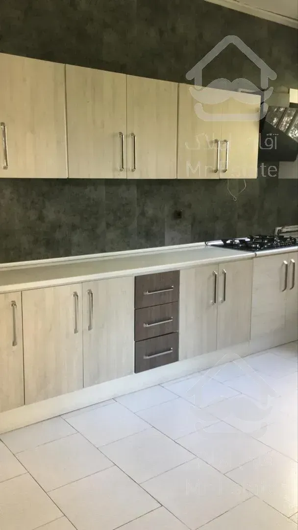 اجاره و رهن آپارتمان کامرانیه 300  متر شیک