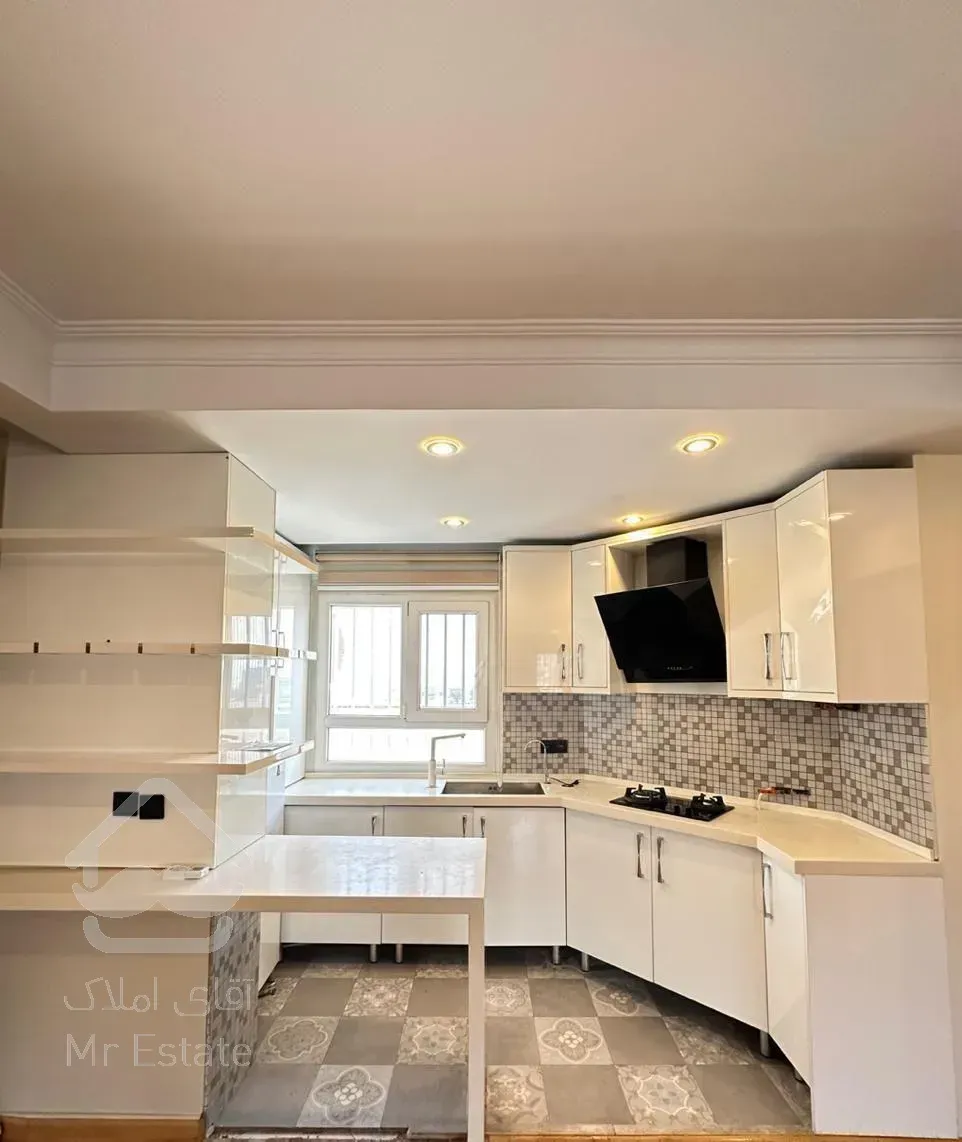 اجاره سوئیت ۵۰ متری در ولیعصر(پارک وی)