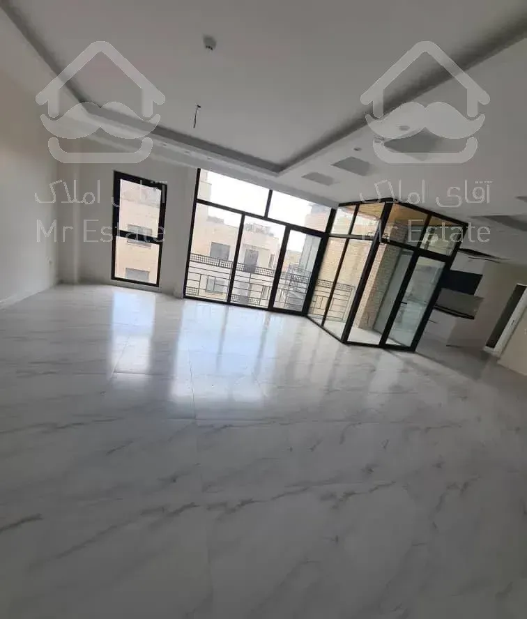 آپارتمان ۲۴۰ متری/سه خواب/دربند