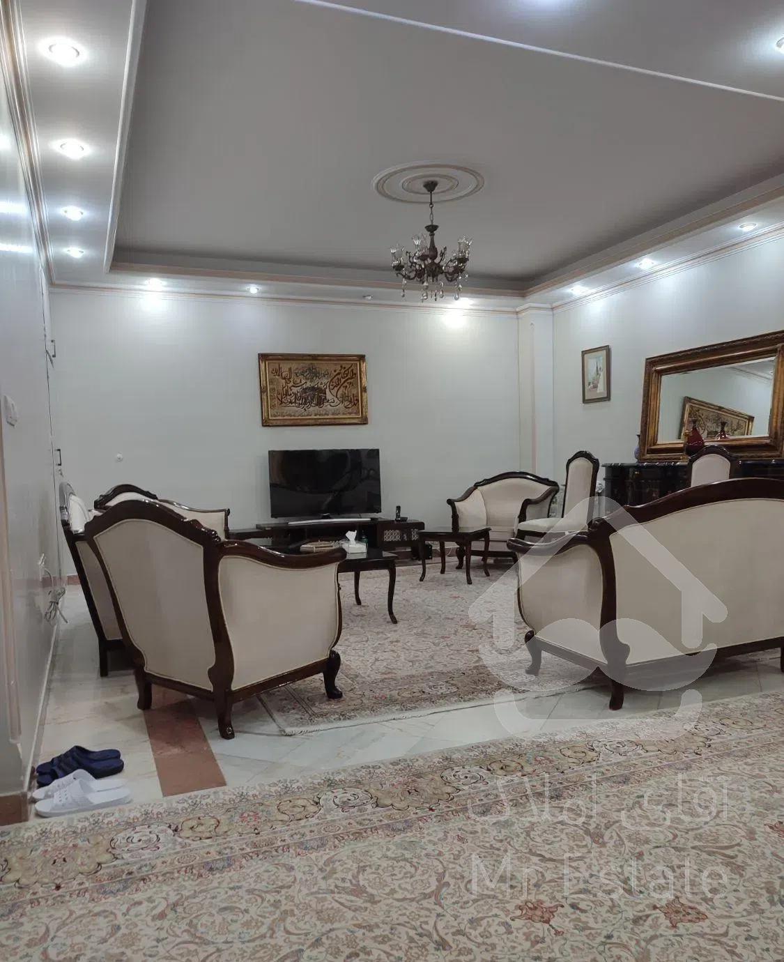 آپارتمان ۱۰۵ متری (میدان ولیعصر)