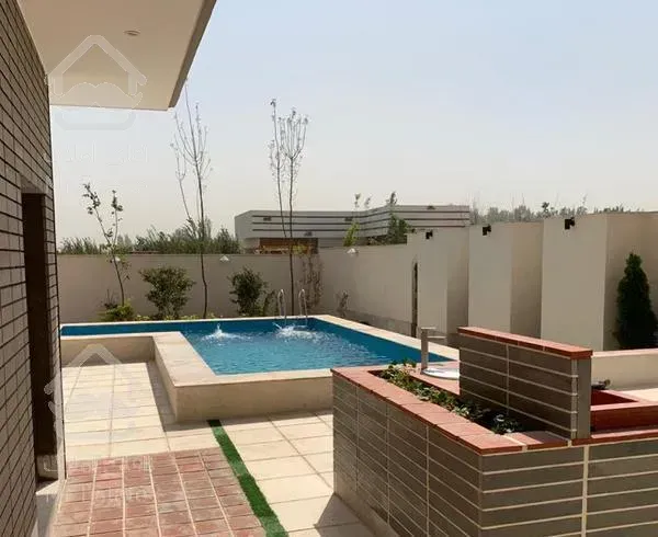 ویلایی465متر145متربنا تهراندشت آران.فروش وتهاتر.