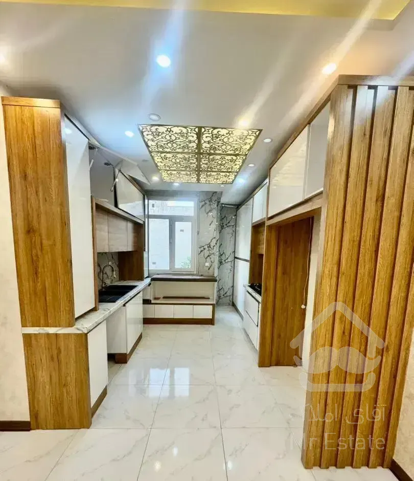 ۸۳ متر / فول امکانات /  قولنامه ای