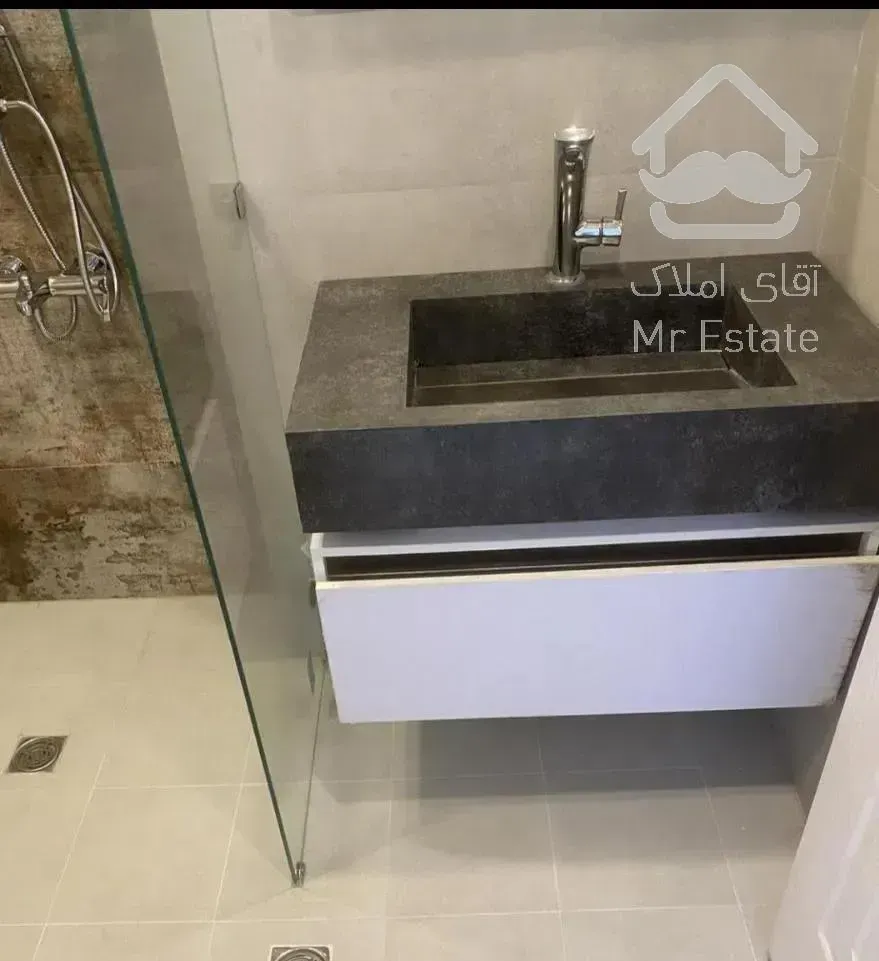 میدان هفت تیر - 116 متر دو خواب کلید نخورده