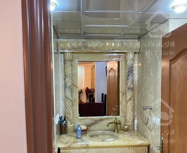 آپارتمان160متری، زیبا   در جنوب مرزداران