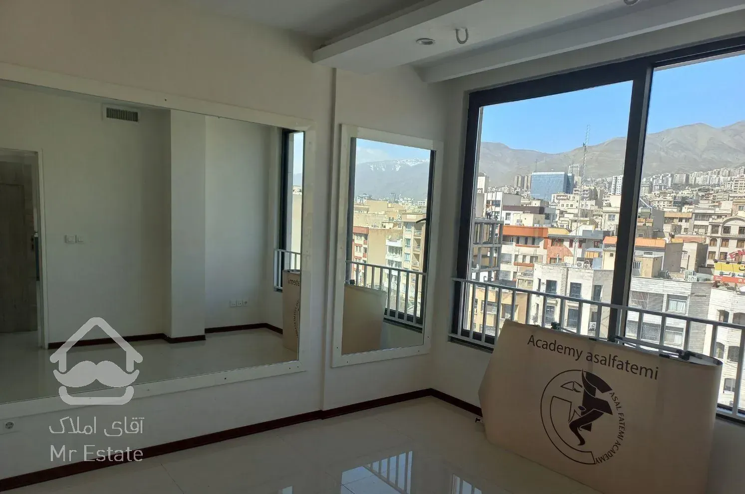 آپارتمان 65 متری موقعیت اداری واقع در سعادت آباد