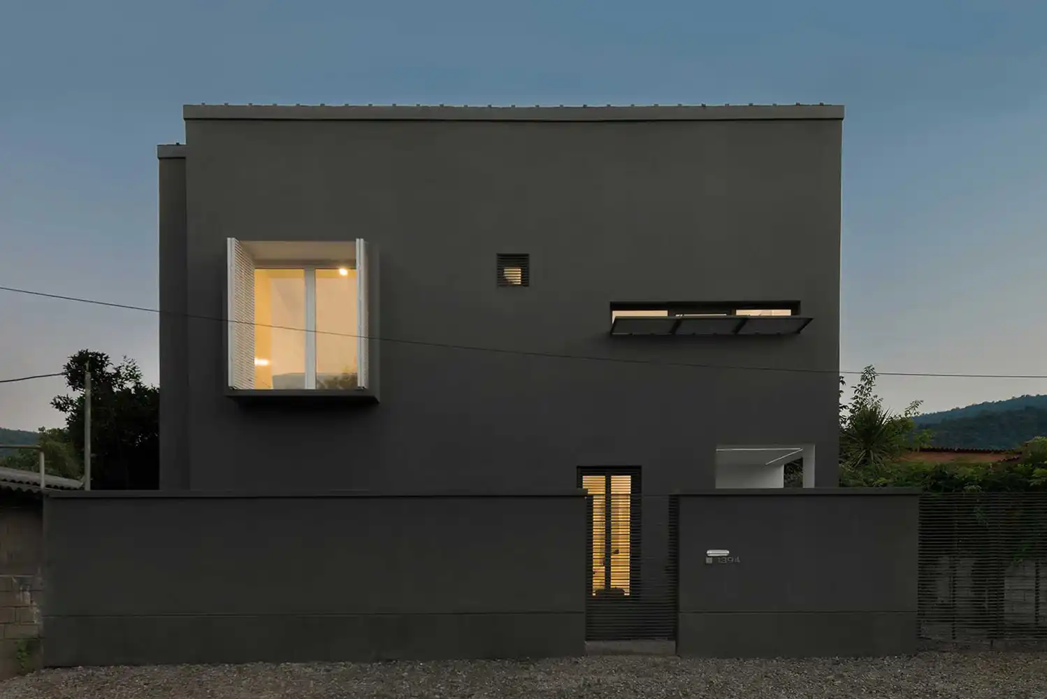 houseImg