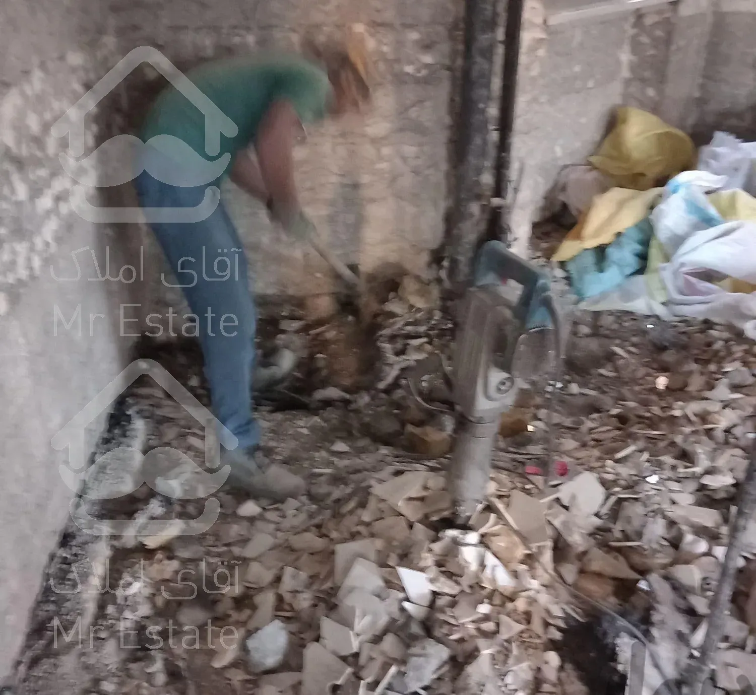 پیمانکاری (تخریب ساختمان (کلی و جزئ))خاکبرداری