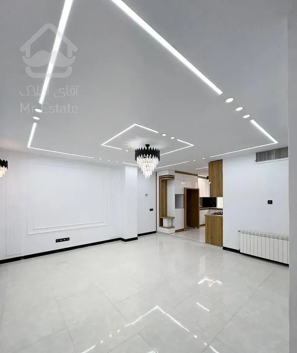 ۶۰ متری /غرق نور /آسانسور/پارکینگ‌ سندی/۹واحدی