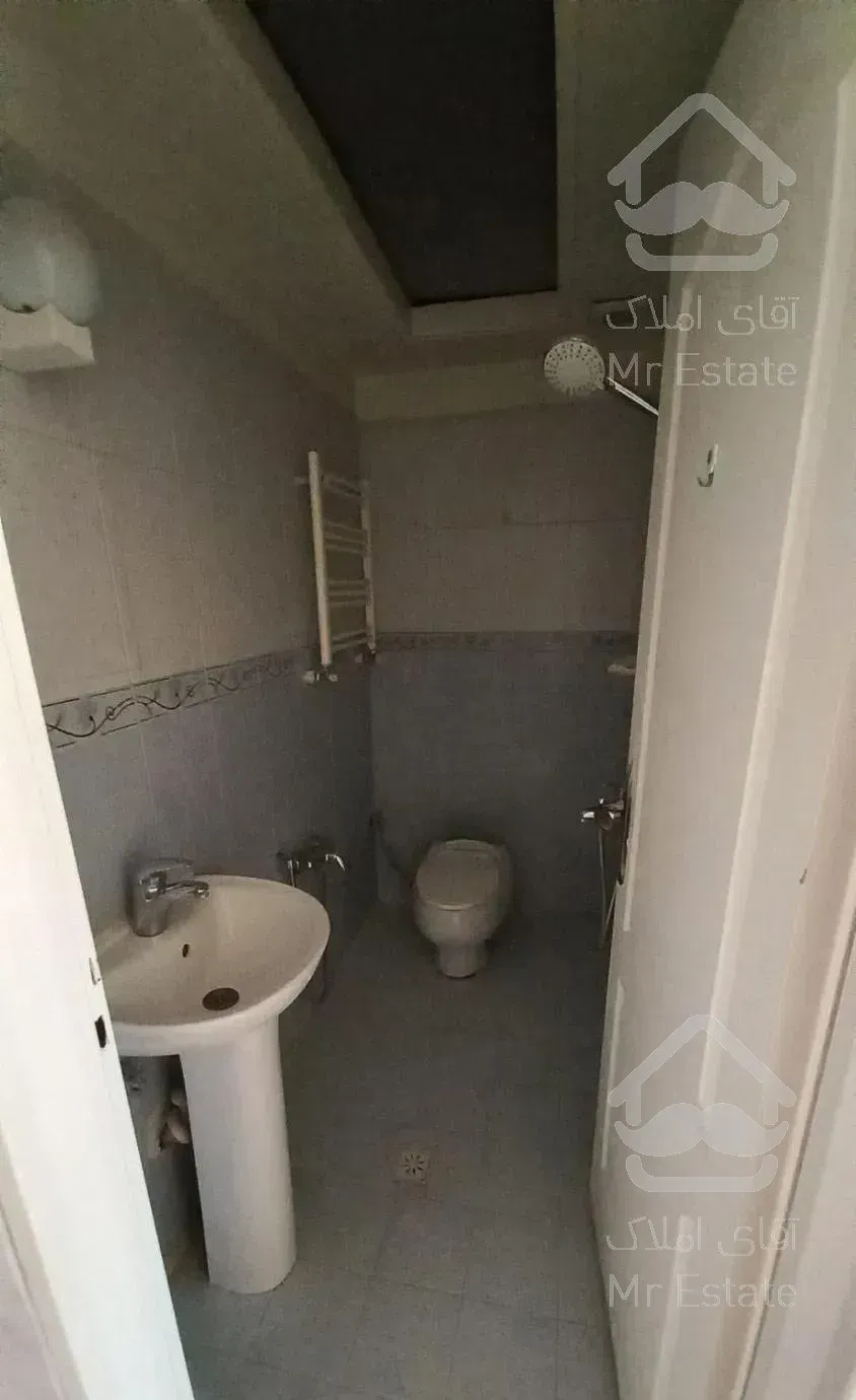 ۸۵ متری سازمان برنامه مرکزی